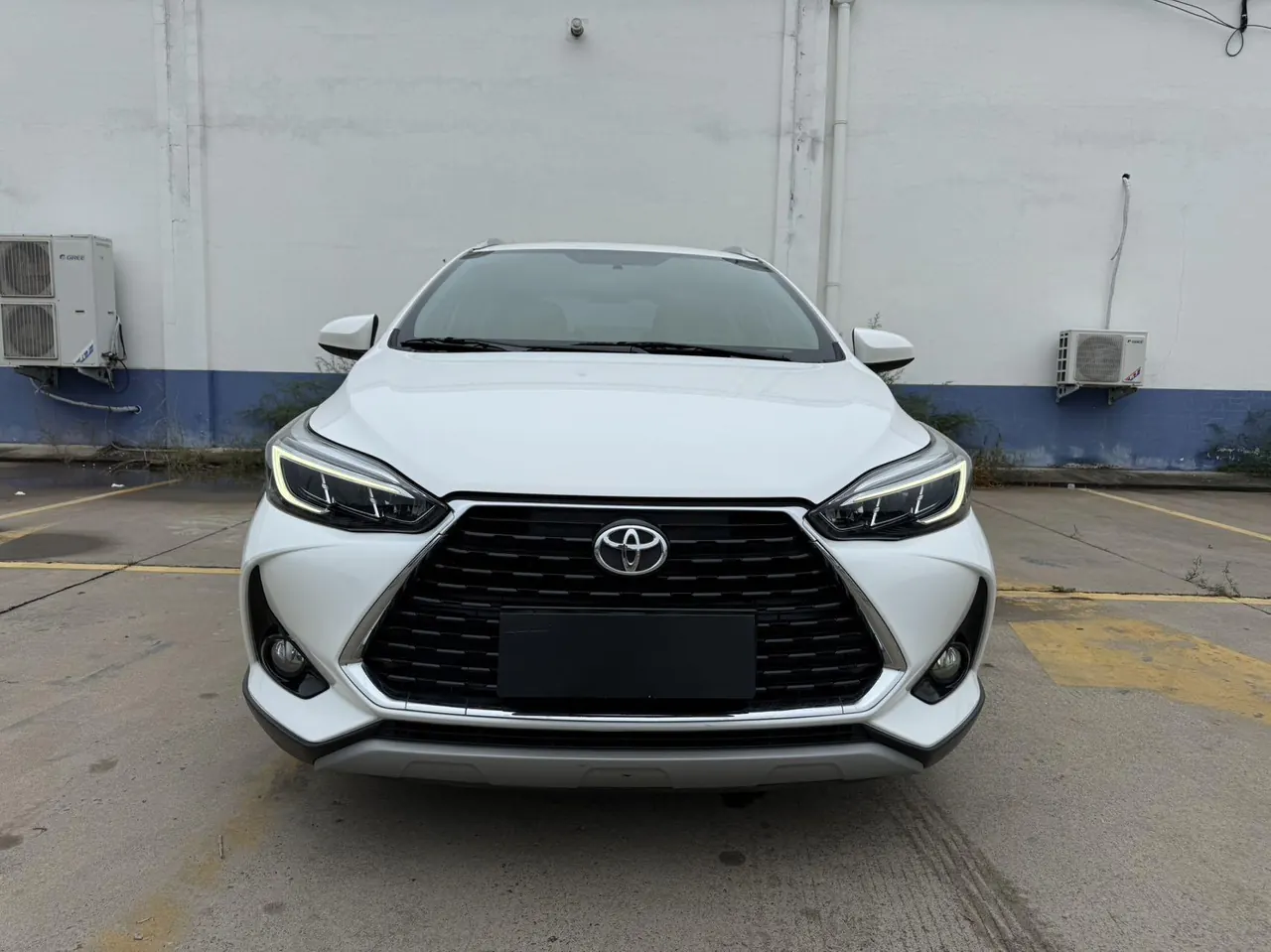 Toyota yaris 2022 YARiS L Zhixuan X 1.5 Stepless Leading PLUS Edition Automatic Gear 2