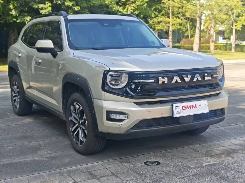 Haval 2026 big dog PLUS 2.0T four-wheel drive Chaoye version automatic gear 3