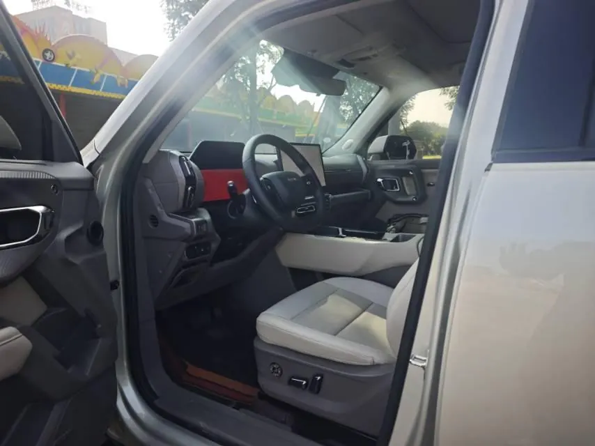 Haval 2026 big dog PLUS 2.0T four-wheel drive Chaoye version automatic gear 4
