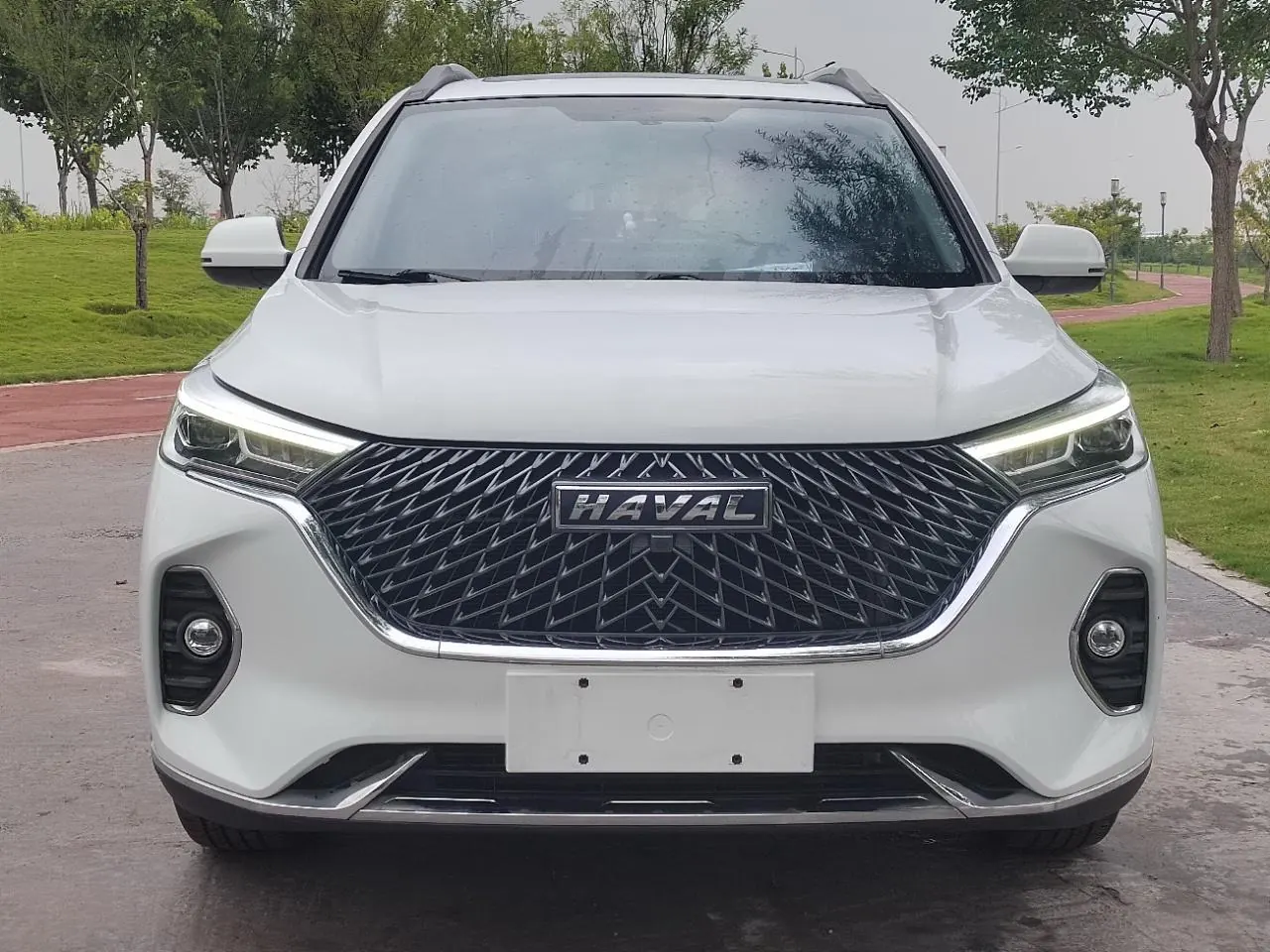 Haval 2022 M6 PLUS 1.5T Smart Automatic Gear 2