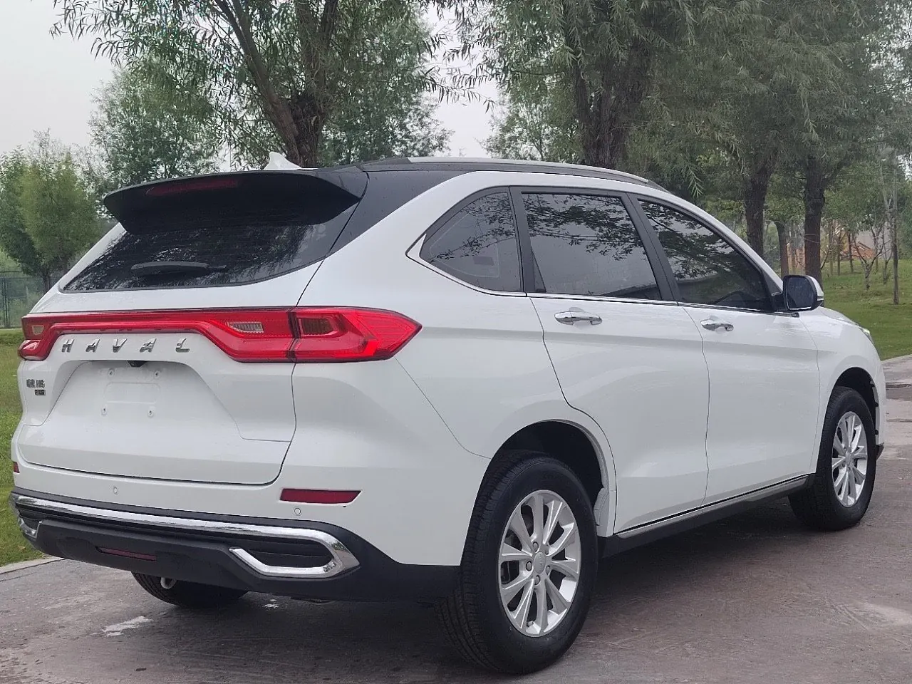 Haval 2022 M6 PLUS 1.5T Smart Automatic Gear 4