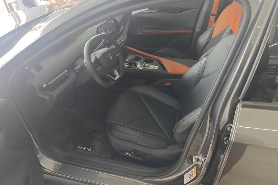 ChangAn 2022 UNI-V 1.5T Sports Edition Automatic 3