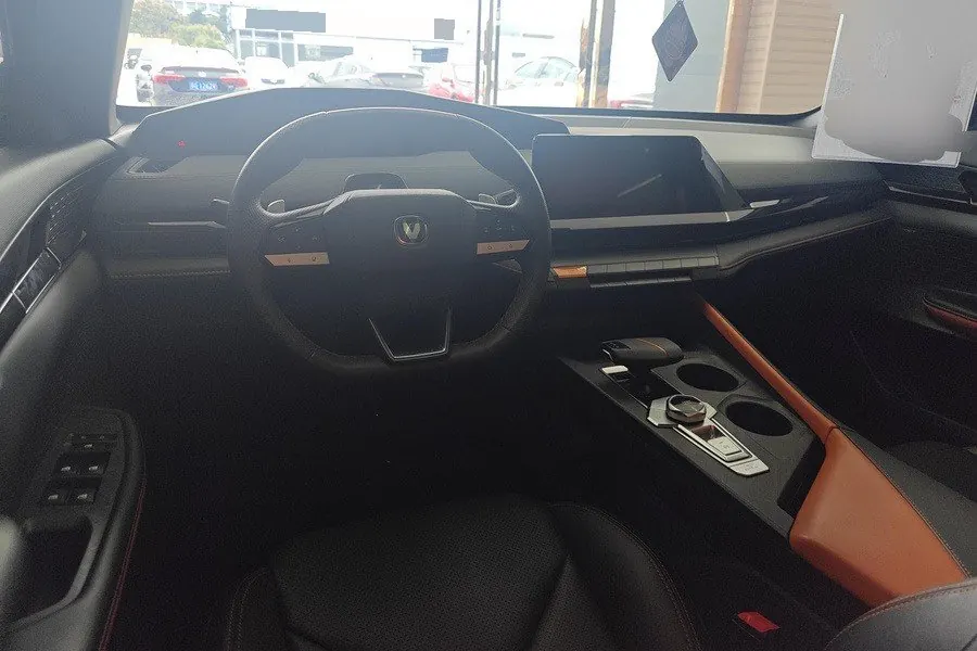 ChangAn 2022 UNI-V 1.5T Sports Edition Automatic 4