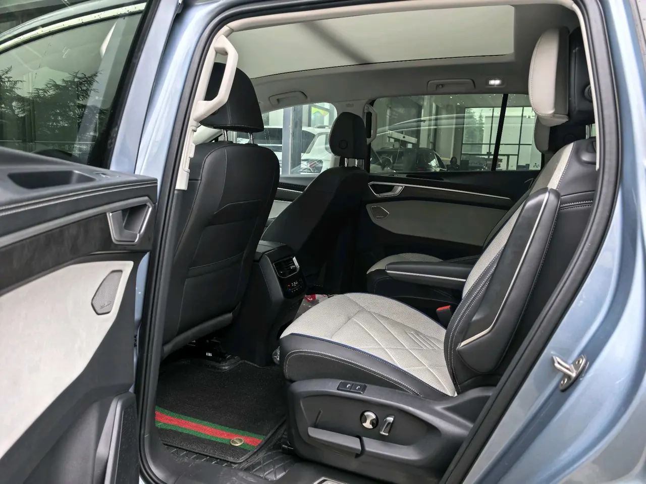 Volkswagen 2026 models range 2.0TSI 450TSI four-wheel drive flagship 6-seat automatic gear 4