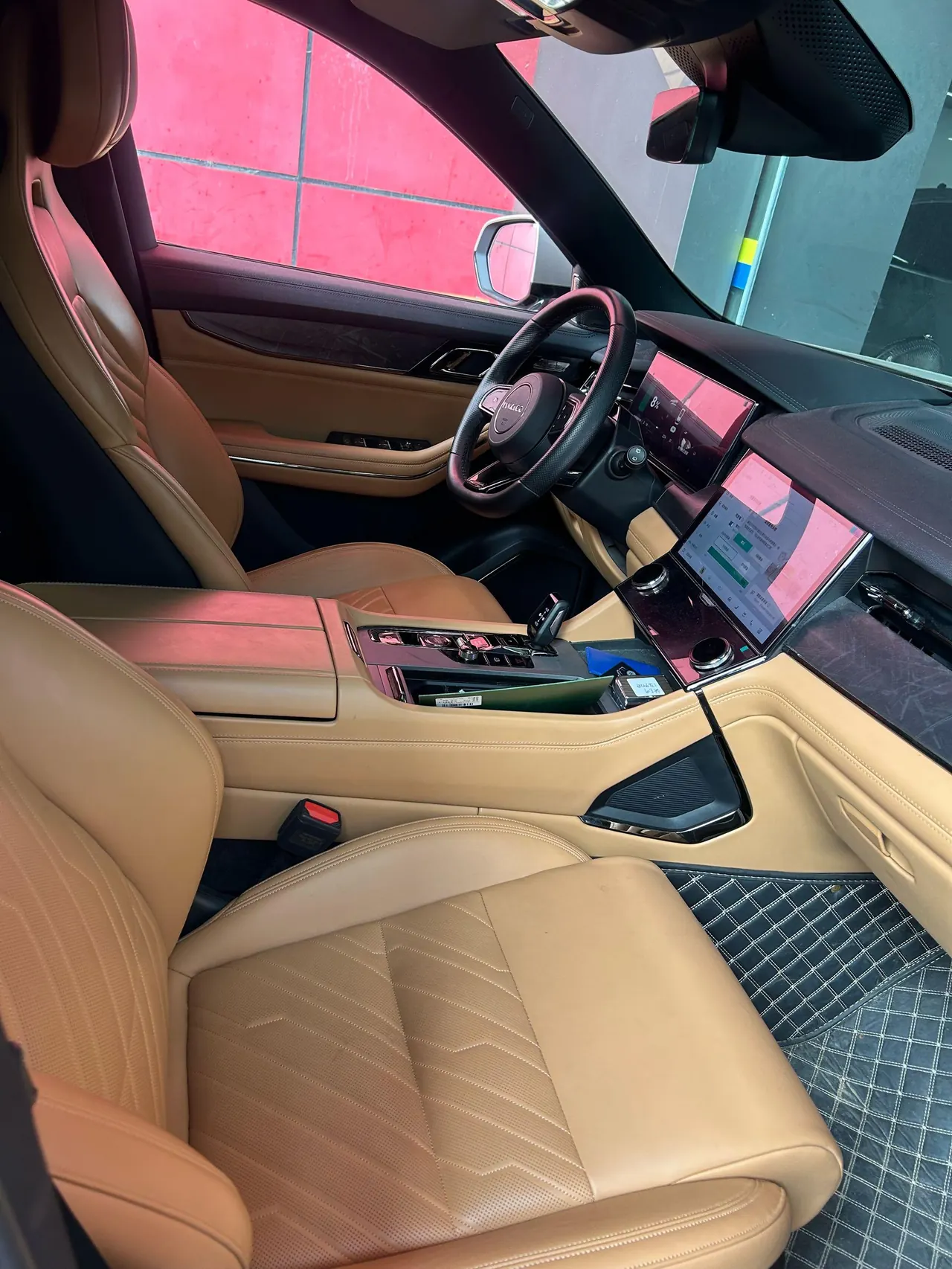 LYNK&amp;CO 09 New Energy 2021 LYNK&amp;CO 09 PHEV 2.0T Halo 6-seat Automatic Gear 3