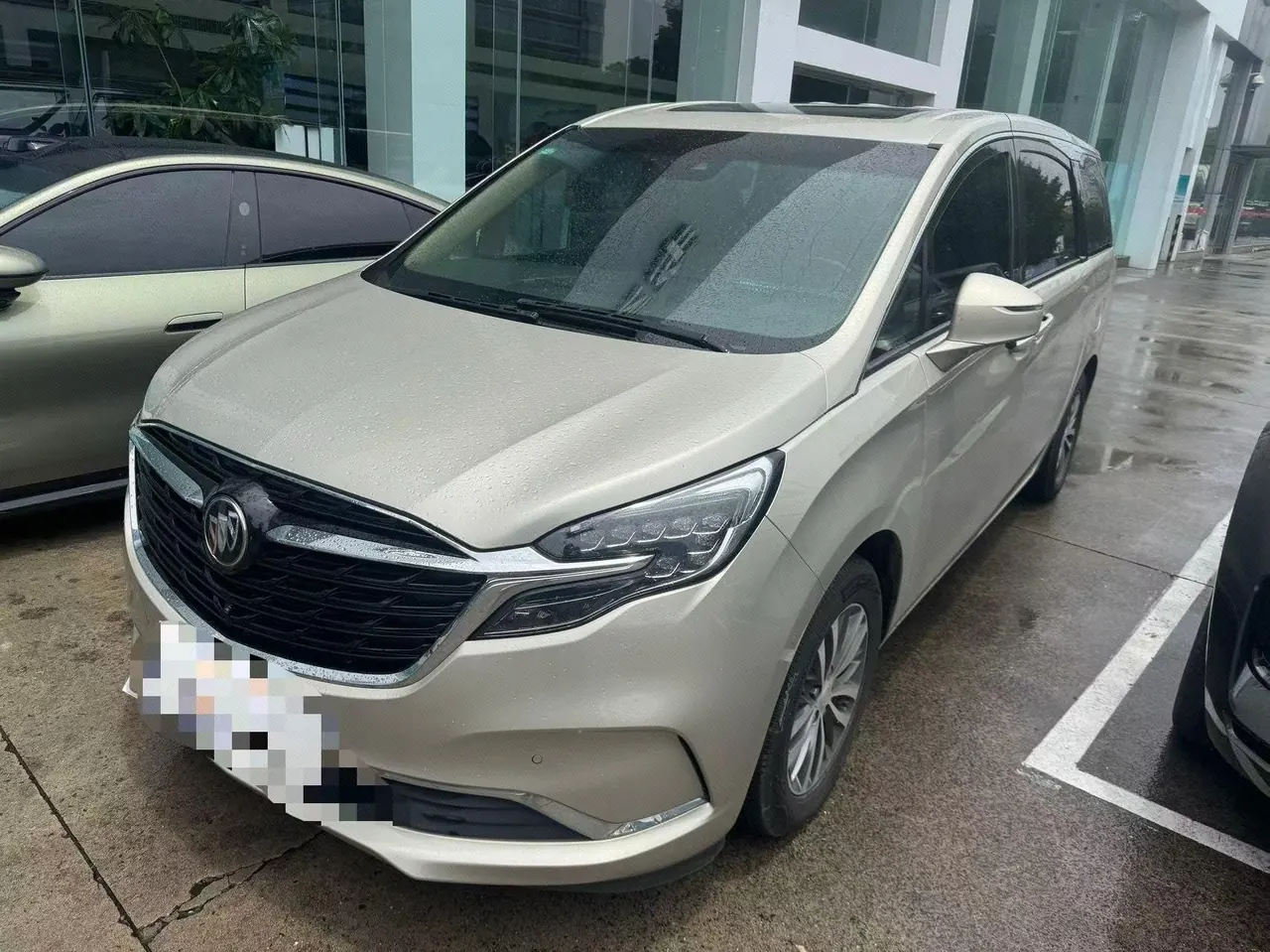 Open image lightbox: Buick 2021 GL8 ES Lu Zun 2.0T 653T Exclusive Automatic Gear