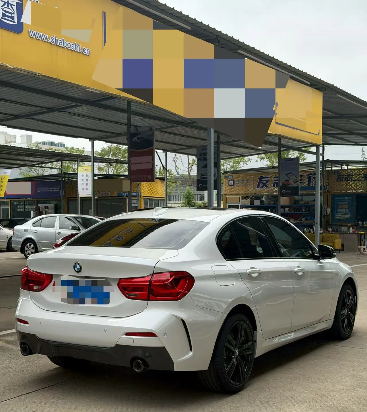 BMW 1 Series 2022 125i 2.0T M Sports Obsidian Night Edition Automatic Gear 3