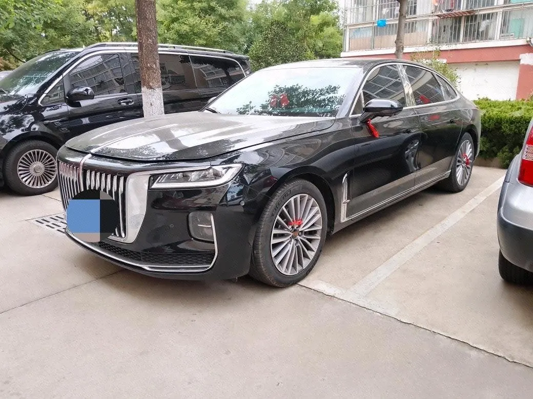 Open image lightbox: HongQi 2020 H9 48V 2.0T Zhilian Qi Chang Edition Automatic Gear