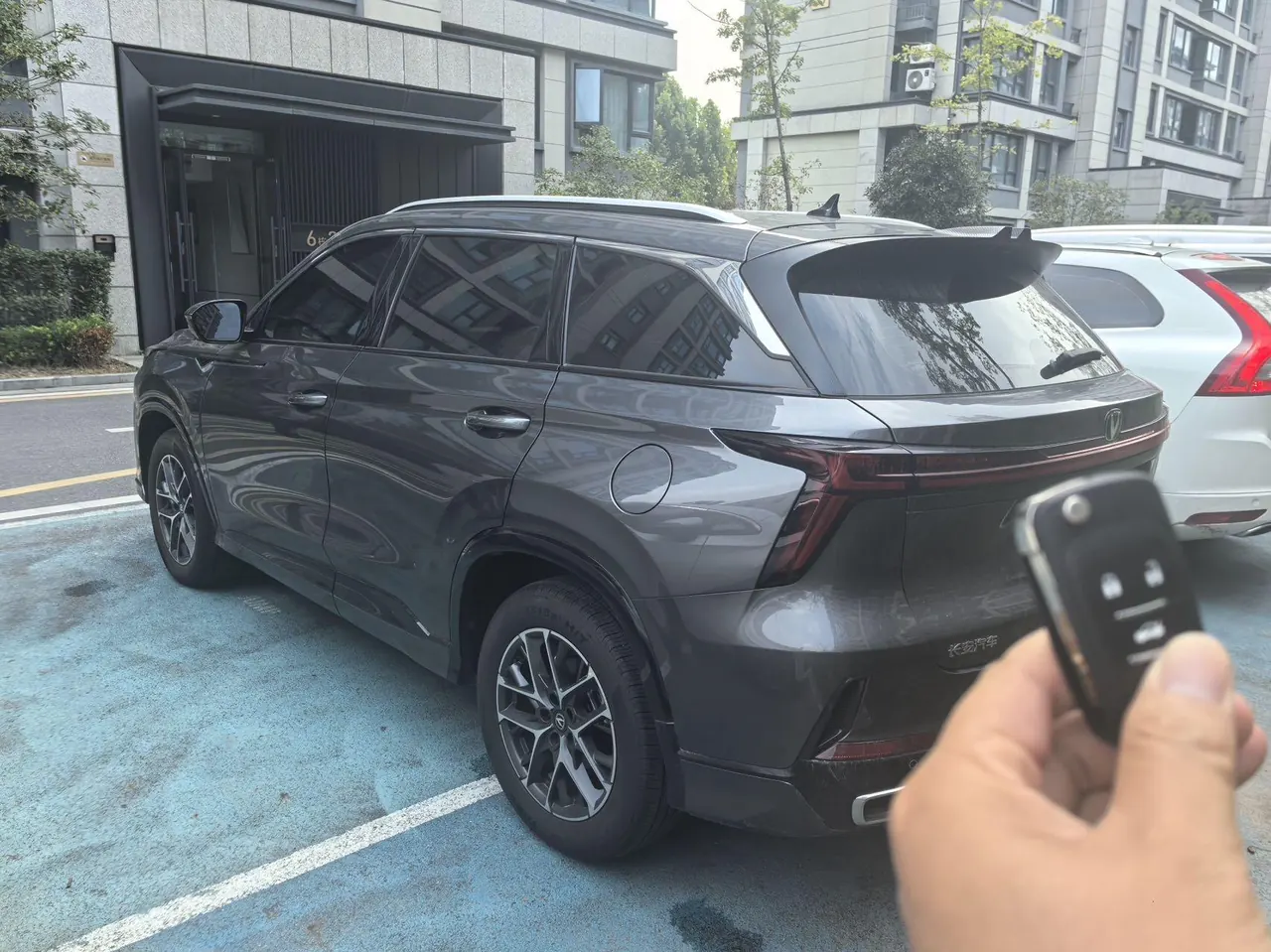 ChangAn 2026 CS75 PLUS 1.5T Smart Champion Edition New Blue Whale Smart Collar Automatic Gear 4
