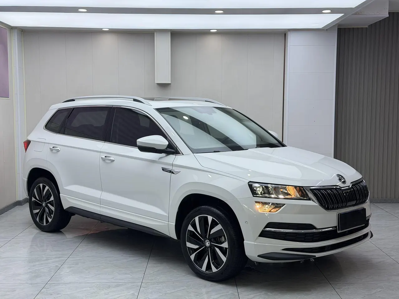 Skoda 2024 Keluoke 1.4TSI TSI280 Luxury Edition Automatic Gear 3