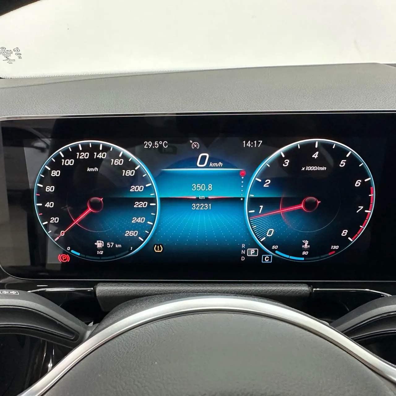 Mercedes Benz 2020 GLA 180 1.3T automatic gear 13