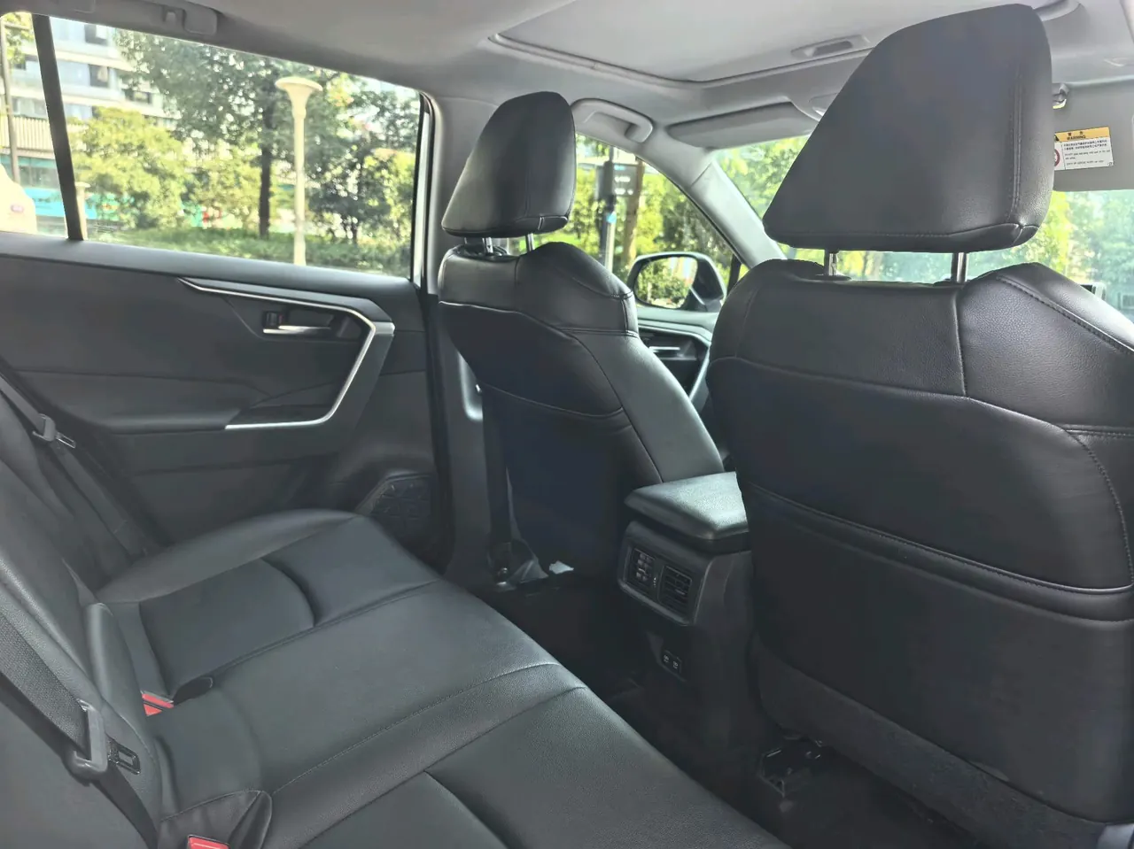 Toyota 2020 RAV4 Rongfang Double Engine 2.5 Stepless Two-Drive Elite Automatic Gear 7