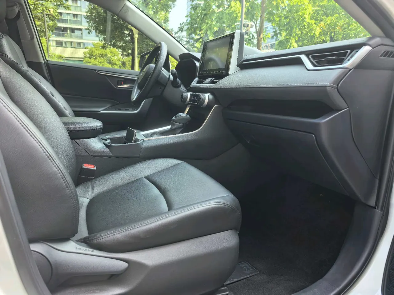 Toyota 2020 RAV4 Rongfang Double Engine 2.5 Stepless Two-Drive Elite Automatic Gear 8