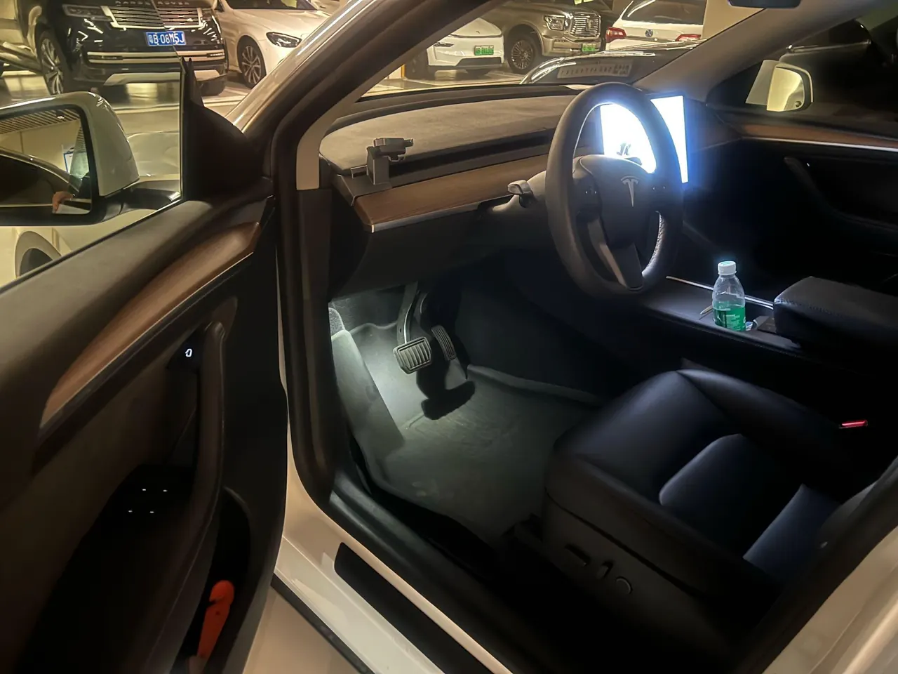 Tesla 2021 Model Y Standard Endurance Rear Drive Automatic Gear 3