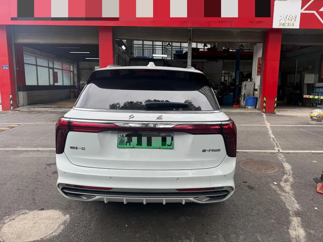 HongQi 2021 E-HS9 Flag Enjoy 6-seat Automatic Gear 10