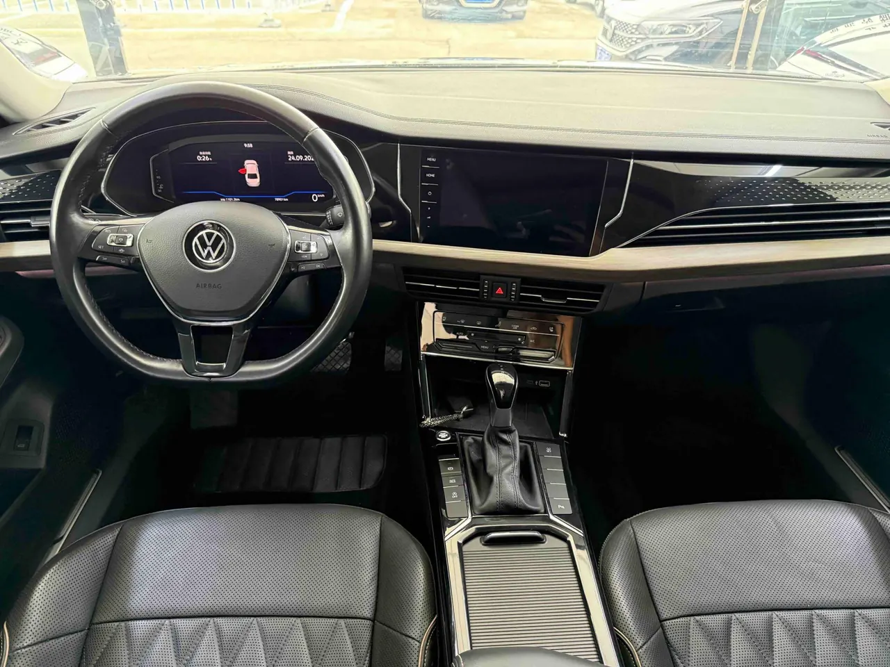 Volkswagen 2021 Passat 2.0TSI 330TSI Deluxe Edition Automatic 6