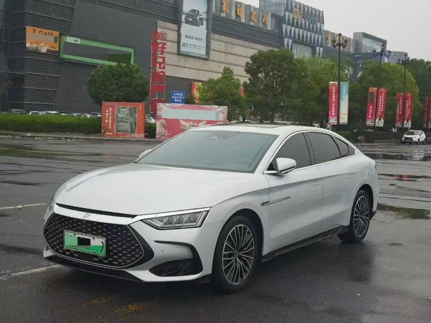 Open image lightbox: BYD 2024 Han DM-i 1.5T stepless glory version 121KM honorable automatic gear