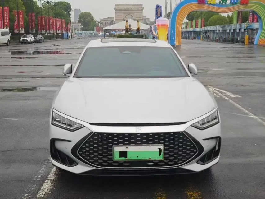 BYD 2024 Han DM-i 1.5T stepless glory version 121KM honorable automatic gear 2