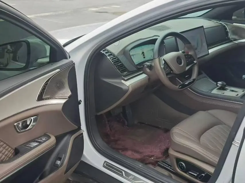 BYD 2024 Han DM-i 1.5T stepless glory version 121KM honorable automatic gear 4