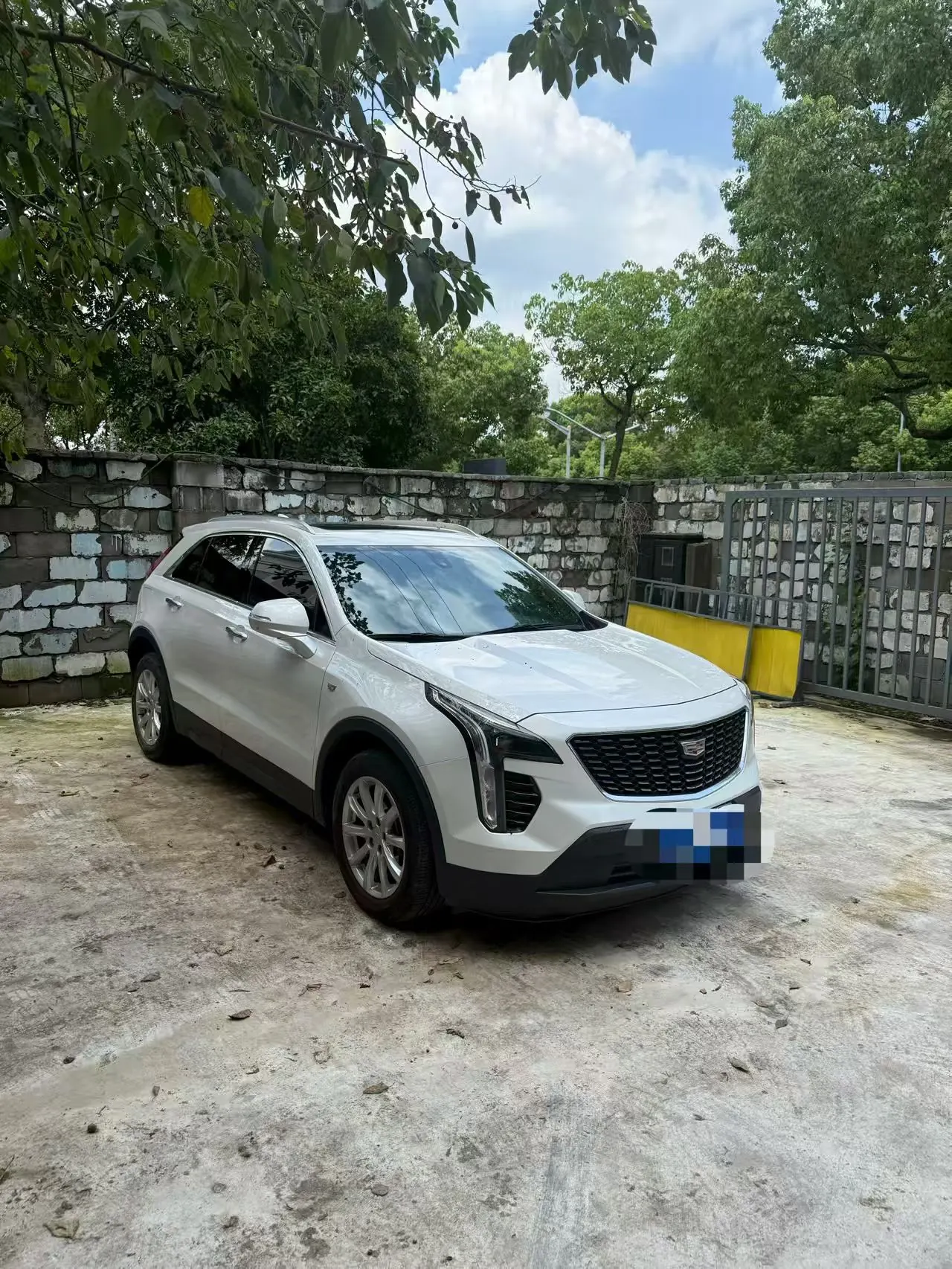 Cadillac 2021 XT4 2.0T 28T Two-Drive Technical Automatic Gear 6