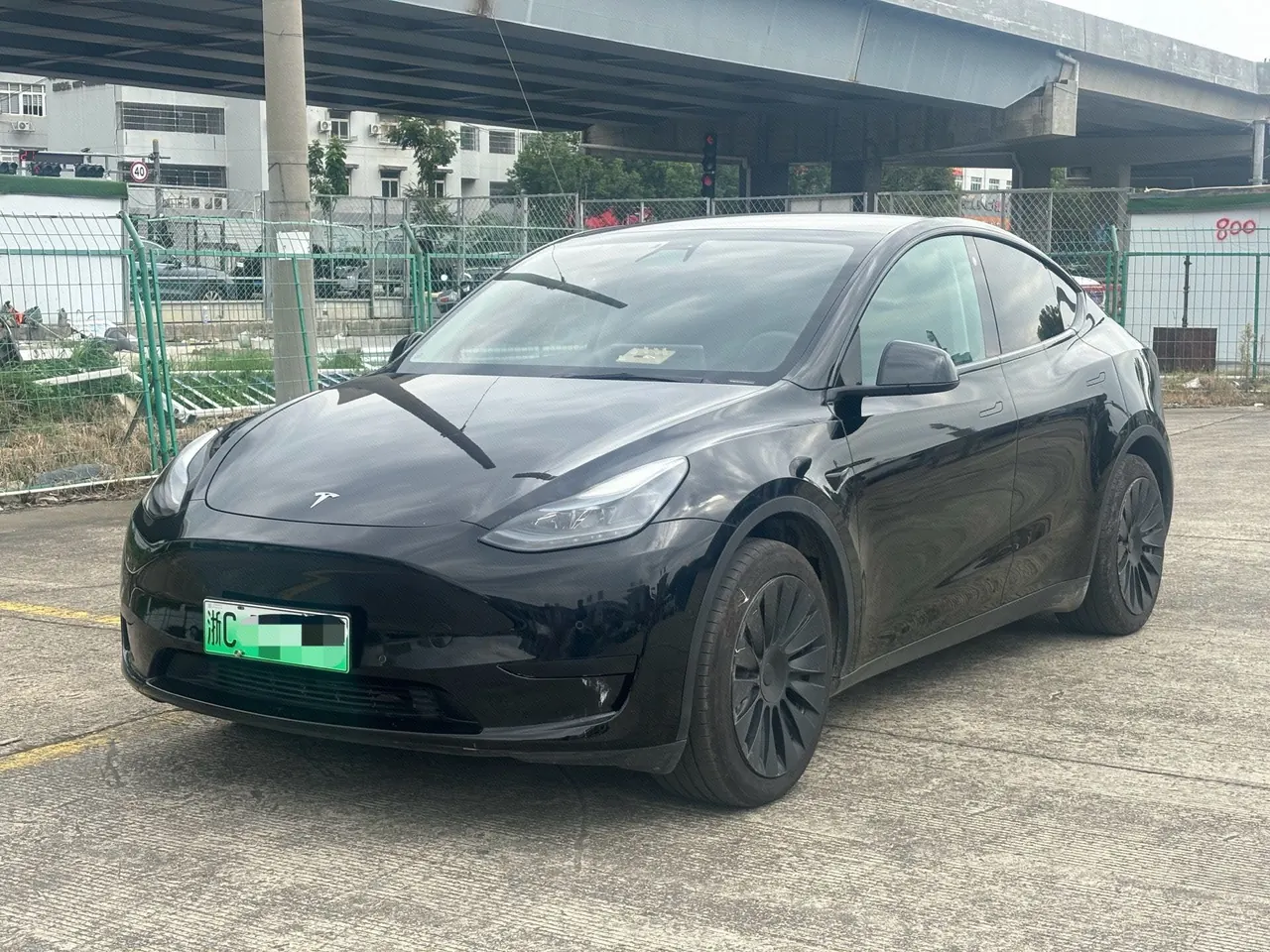 打开图片灯箱:Tesla 2022 Model Y rear-wheel drive version (facelift) automatic gear
