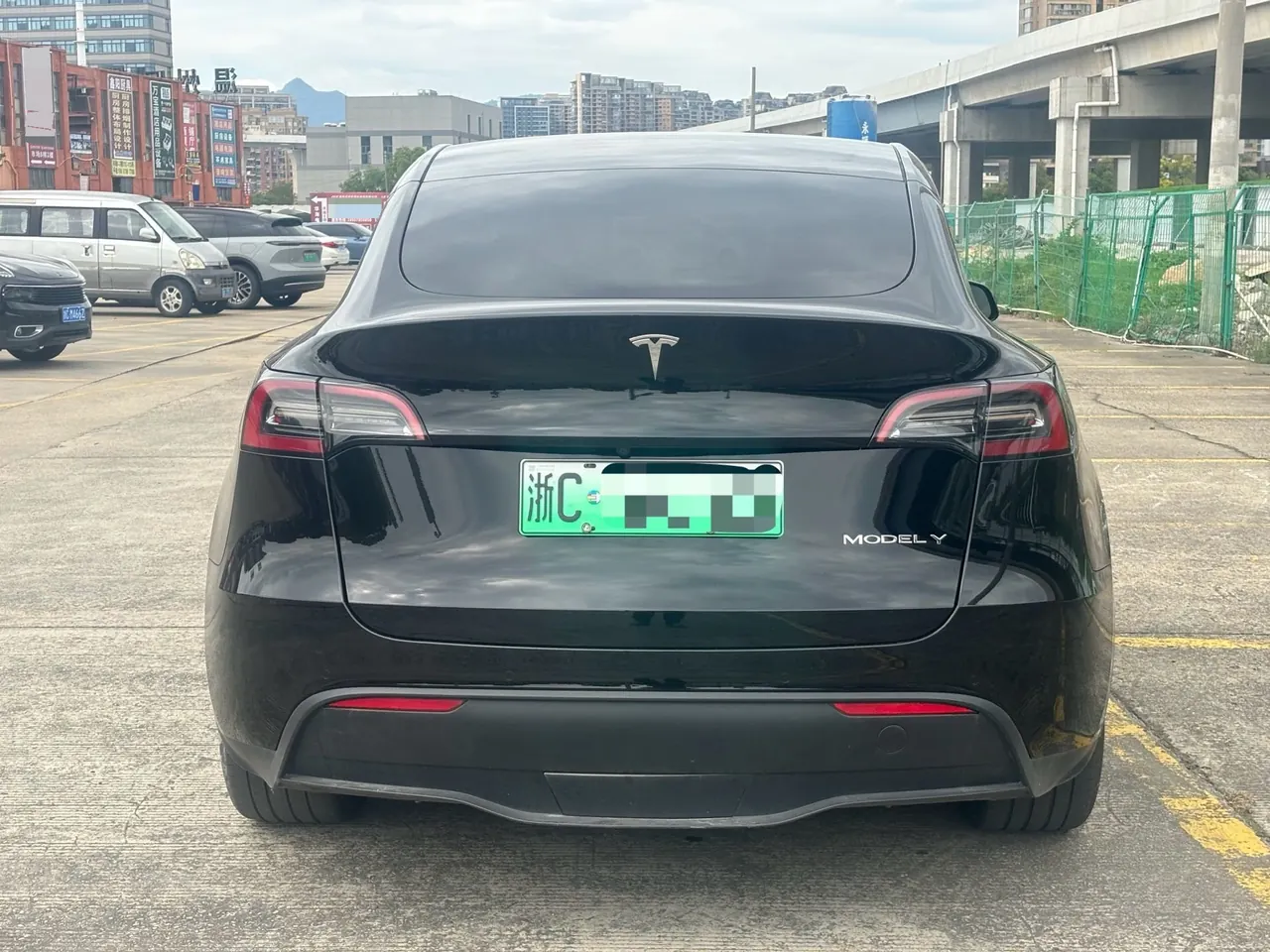 Tesla 2022 Model Y rear-wheel drive version (facelift) automatic gear 10
