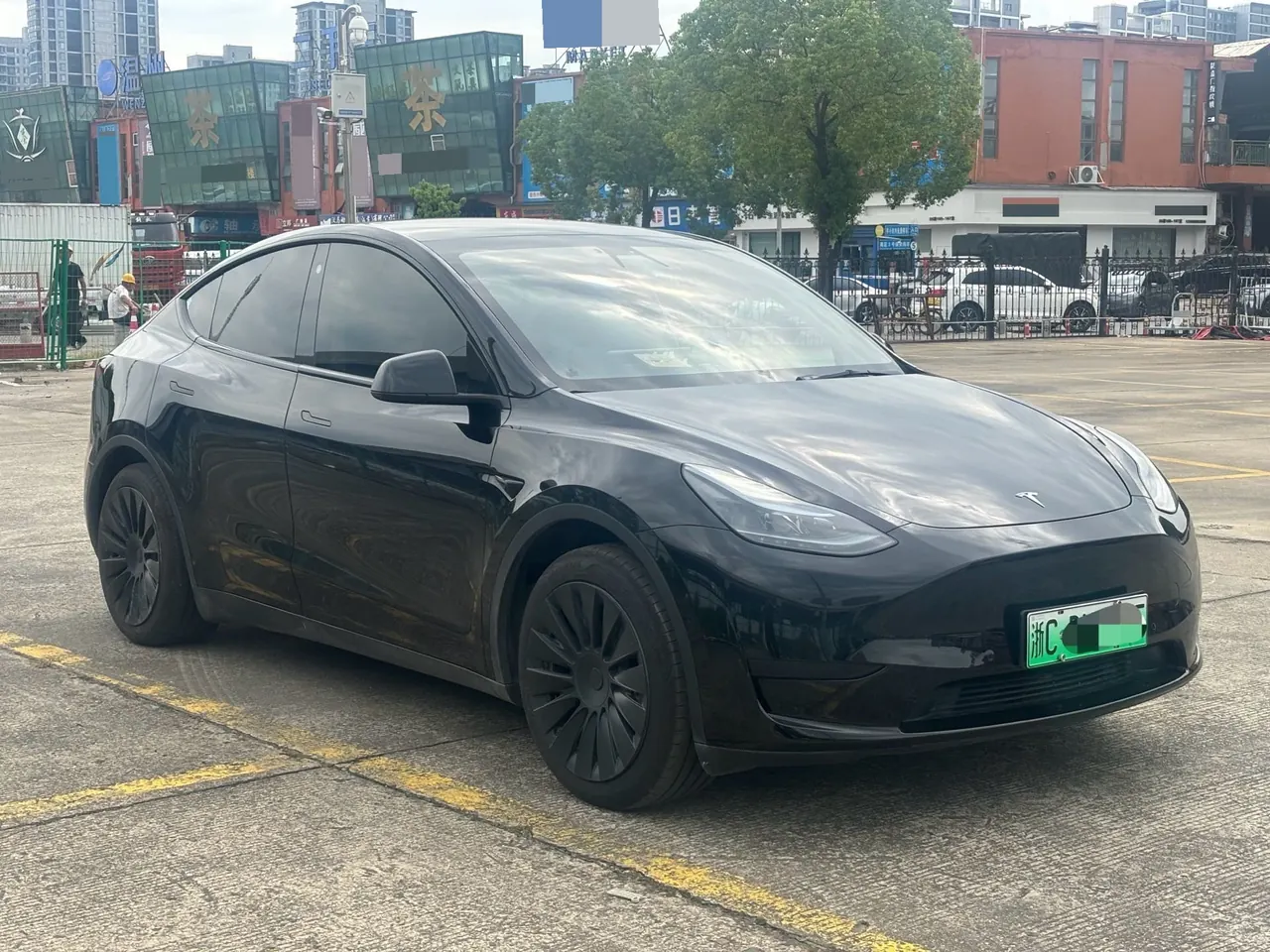 Tesla 2022 Model Y rear-wheel drive version (facelift) automatic gear 3