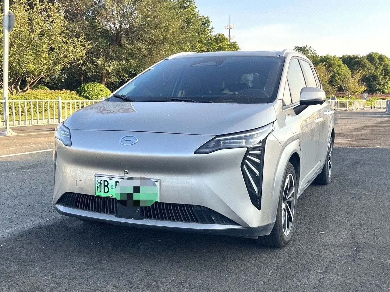 Open image lightbox: GAC Aion 2024 Aion Y Younger Star Edition 49.75kWh Automatic Gear