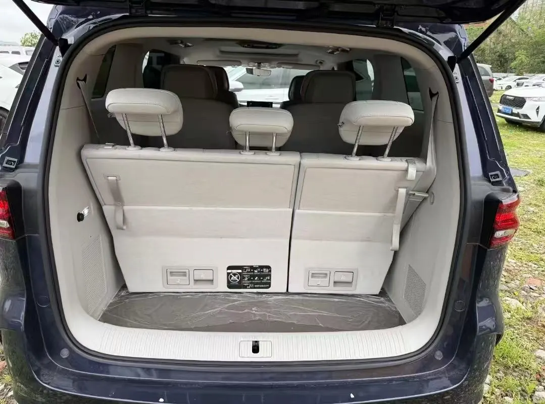 Roewe 2022 iMAX8 2.0TGI 400TGI Happy Gathering Edition Automatic Gear 7