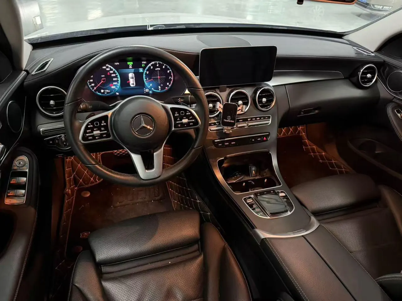 Mercedes Benz Class C 2020 C 260 L 48V 1.5T Automatic 3