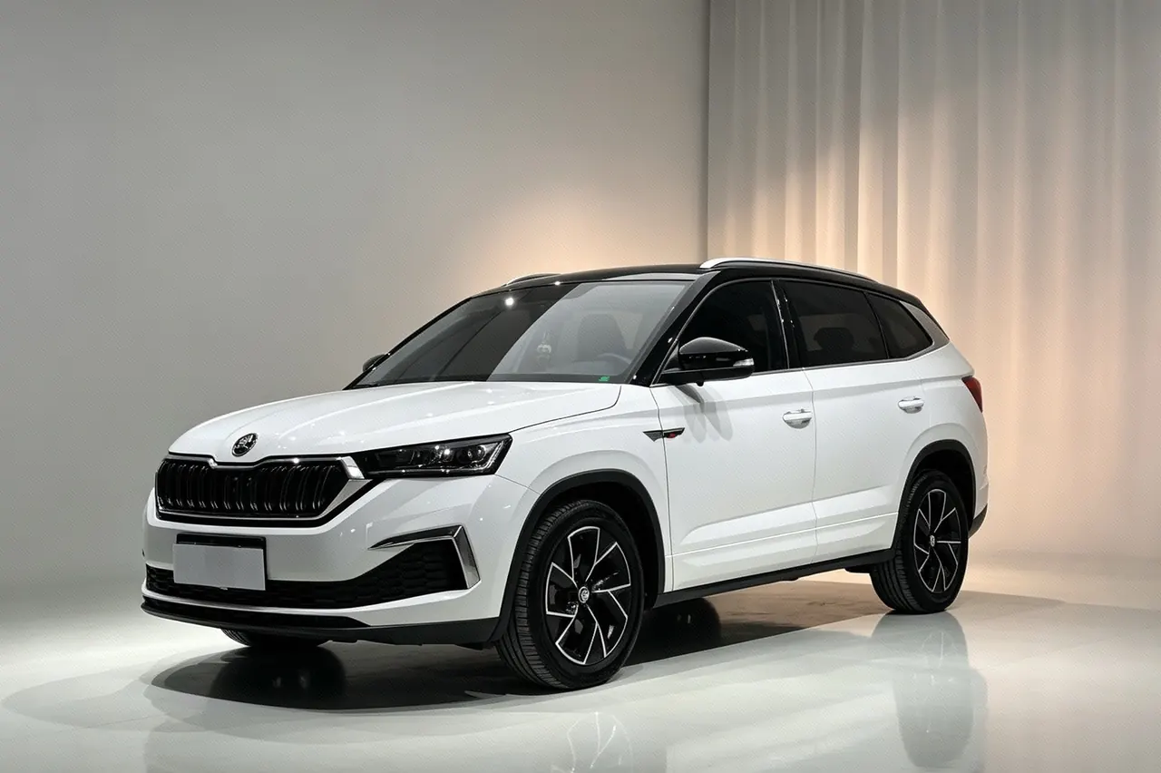 Skoda 2022 Komik GT 1.5 Premium Edition Automatic Gear - View 1