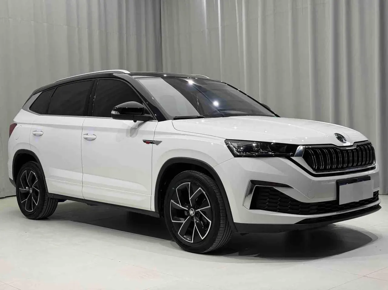 Skoda 2022 Komik GT 1.5 Premium Edition Automatic Gear 3