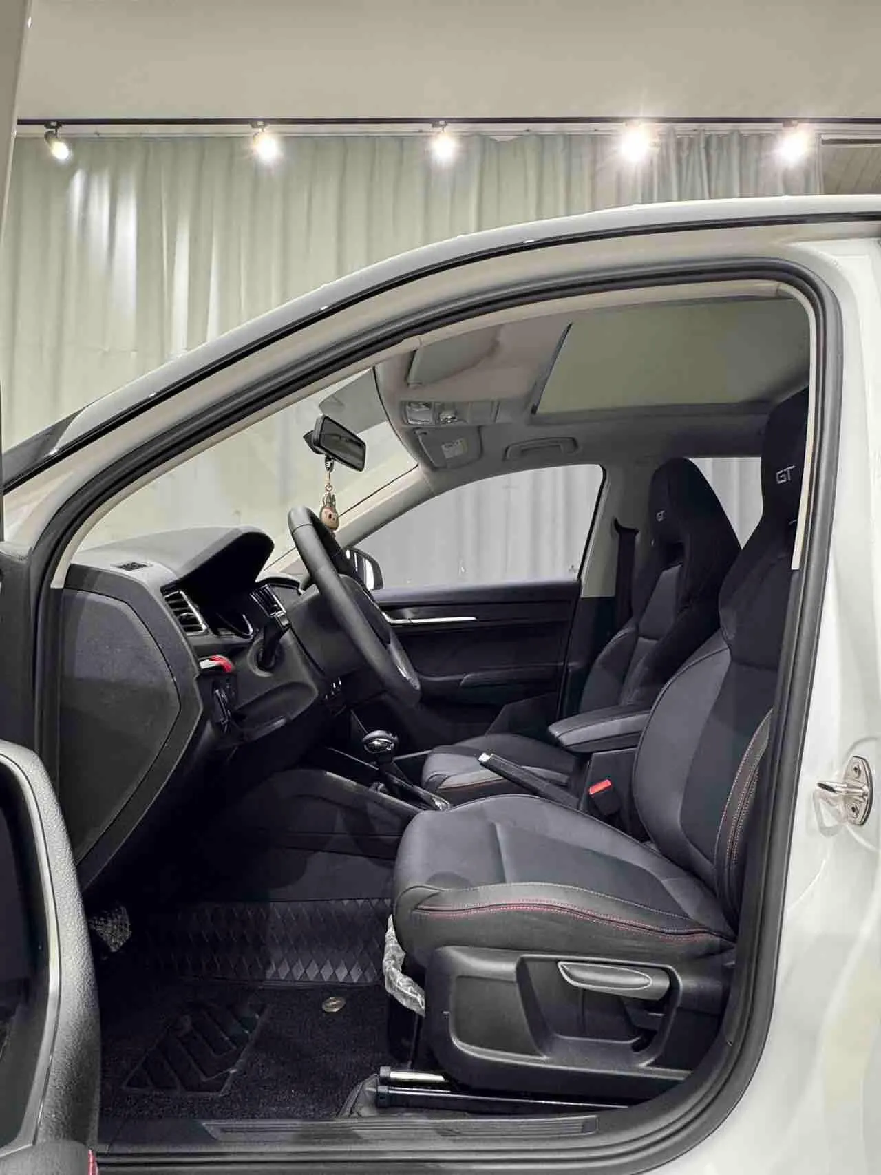Skoda 2022 Komik GT 1.5 Premium Edition Automatic Gear 4