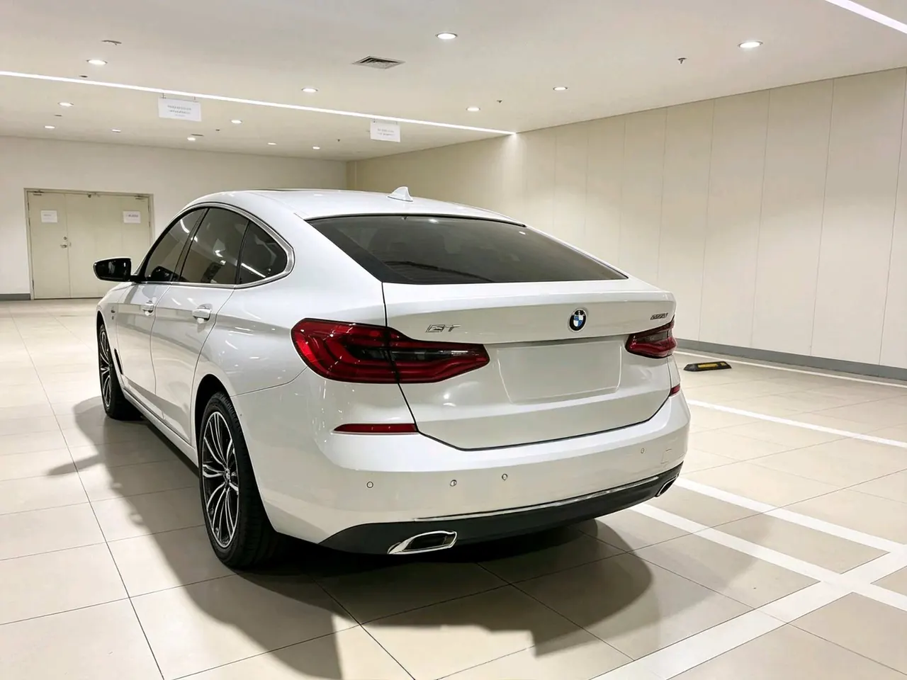BMW 6 Series GT (Imported) 2022 GT 630i 2.0T Luxury Design Set Automatic Gear 2