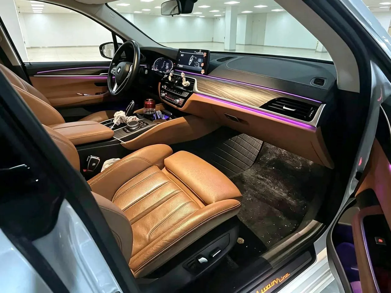 BMW 6 Series GT (Imported) 2022 GT 630i 2.0T Luxury Design Set Automatic Gear 5