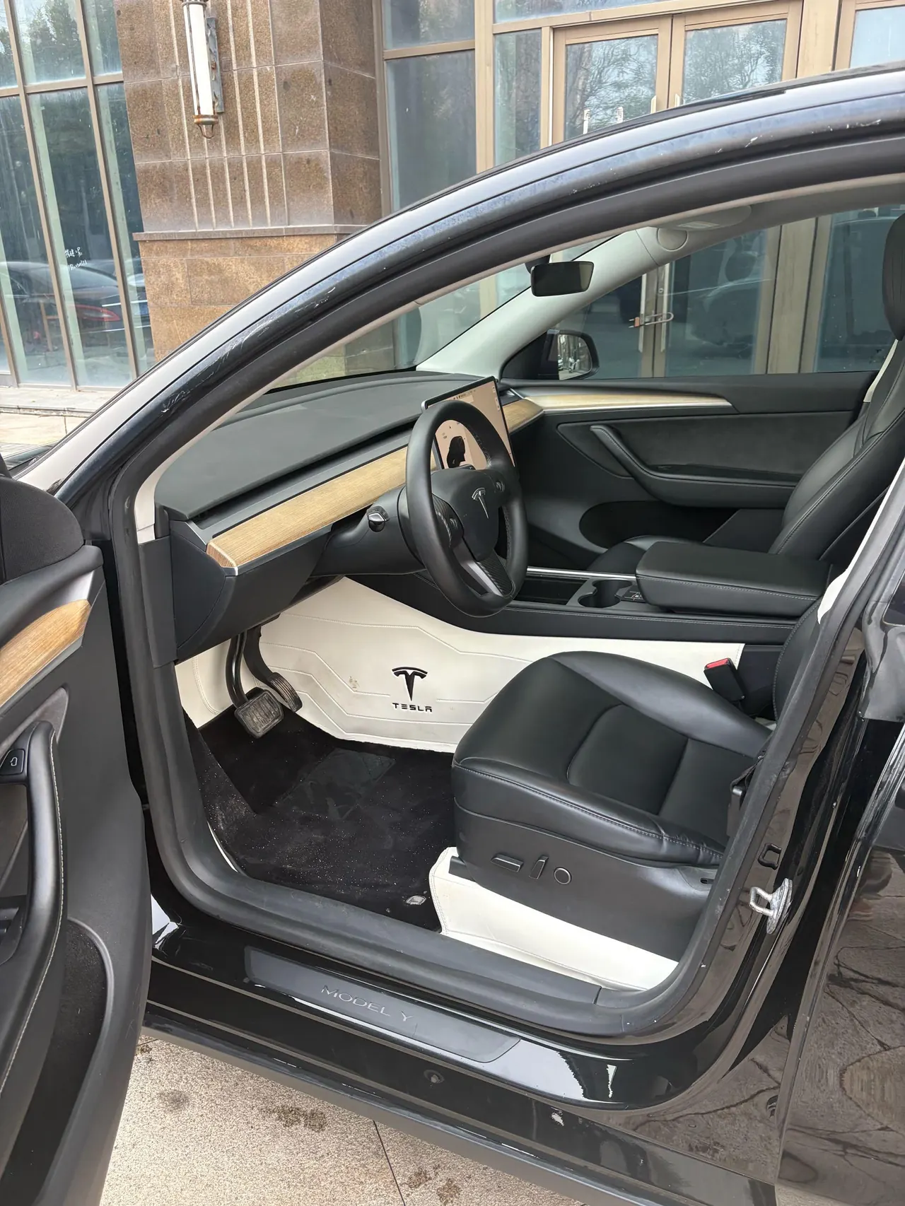 Tesla 2021 Model Y Standard Endurance Rear Drive Automatic Gear 7