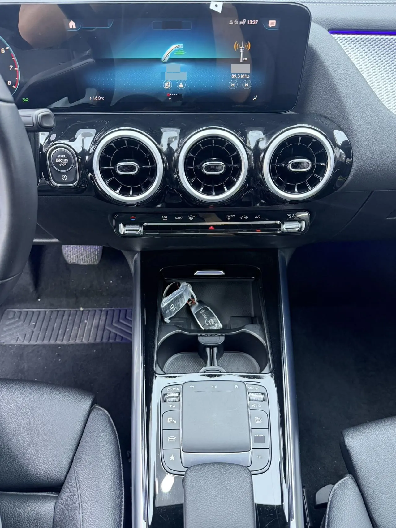 Mercedes Benz 2020 GLA 180 1.3T automatic gear 11