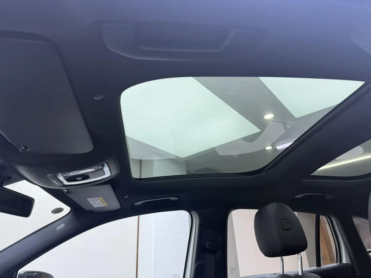 Mercedes Benz 2020 GLA 180 1.3T automatic gear 12