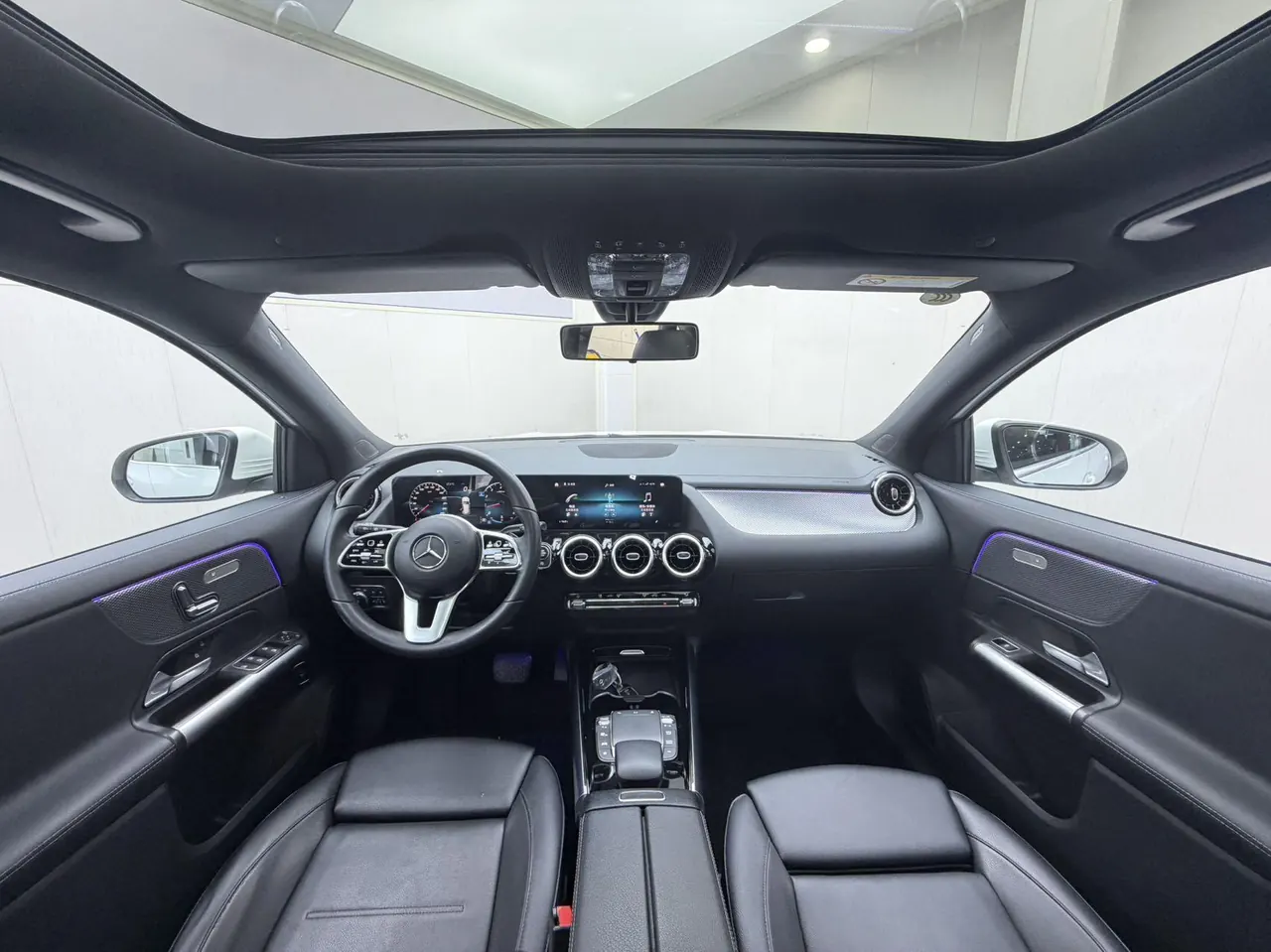 Mercedes Benz 2020 GLA 180 1.3T automatic gear 15