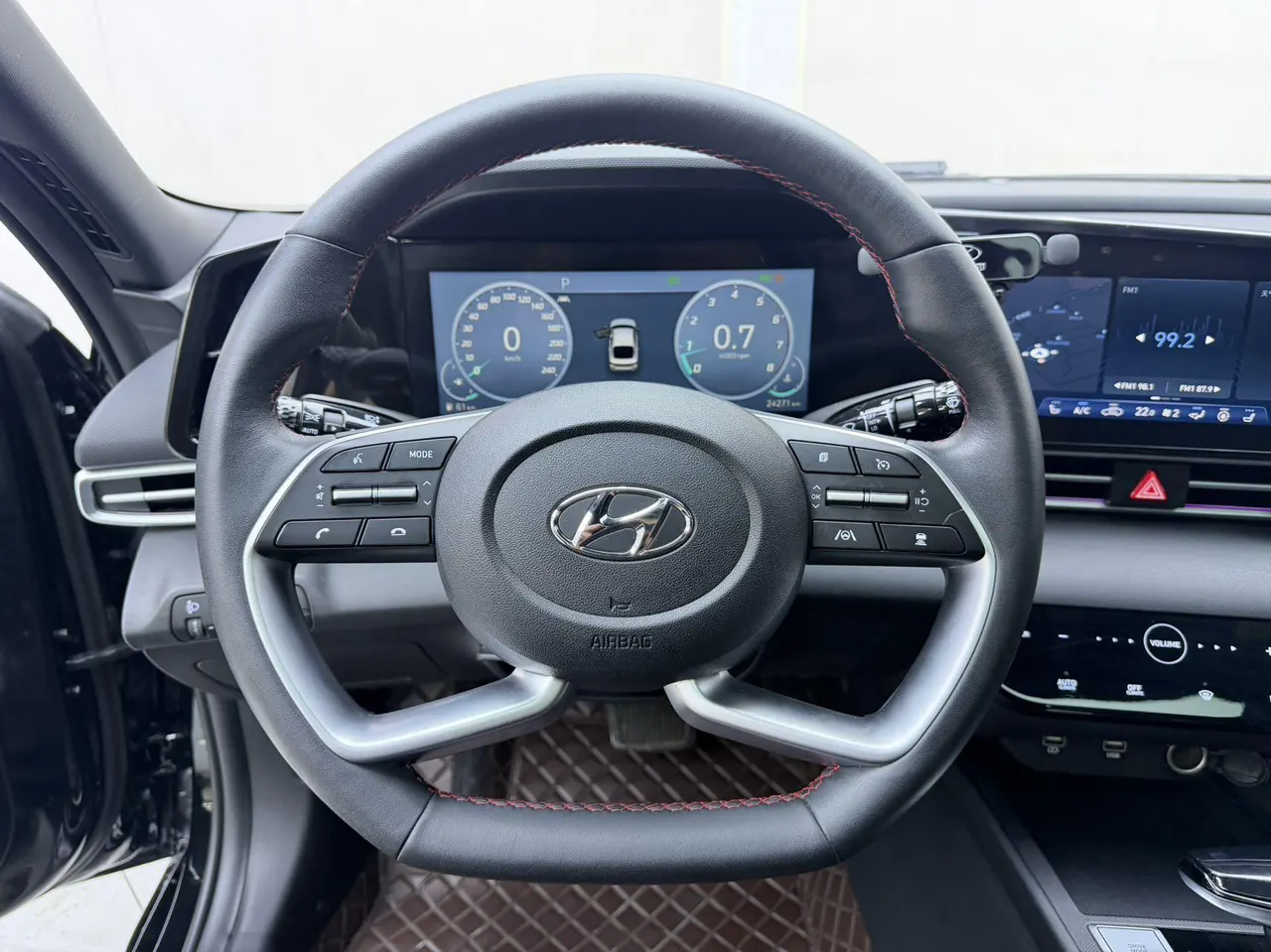 Hyundai 2022 Elantra-Sanxiang 1.5 Stepless 20th Anniversary Automatic Gear 10