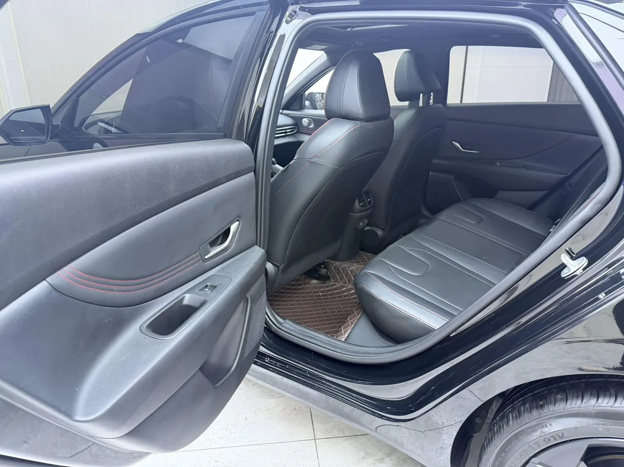 Hyundai 2022 Elantra-Sanxiang 1.5 Stepless 20th Anniversary Automatic Gear 13