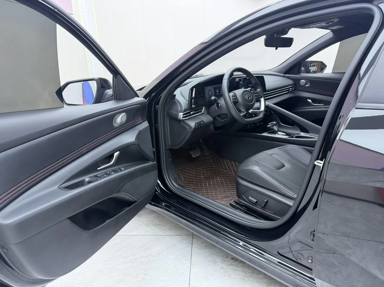 Hyundai 2022 Elantra-Sanxiang 1.5 Stepless 20th Anniversary Automatic Gear 7