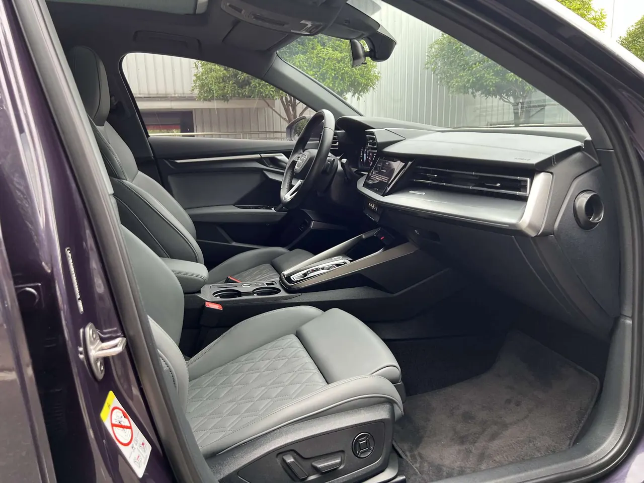 Audi 2025 A3L Limousine 1.5TFSI 35TFSI Flying Premium Automatic 12