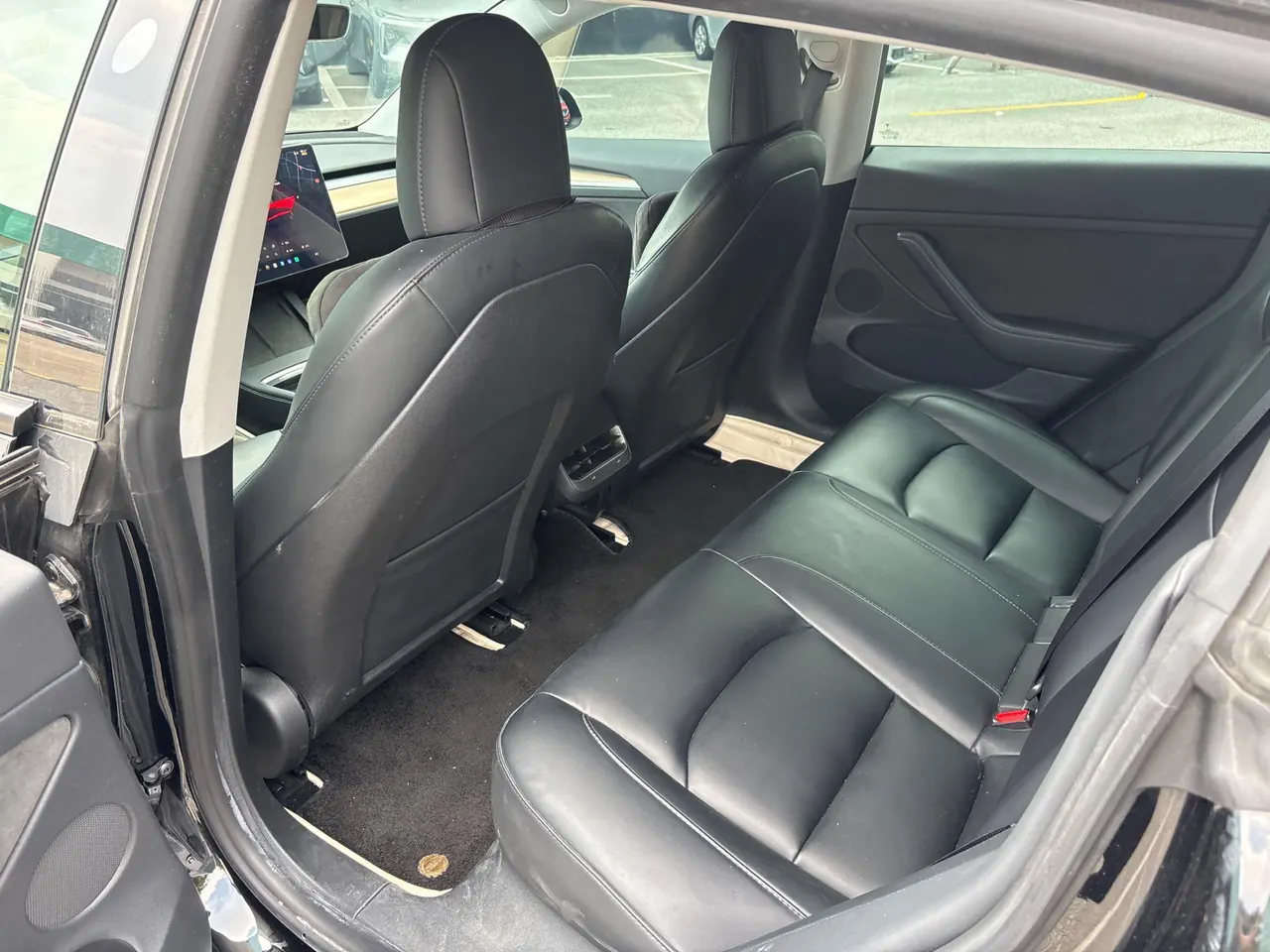 Tesla 2022 Model 3 rear-wheel drive version of automatic transmission 4