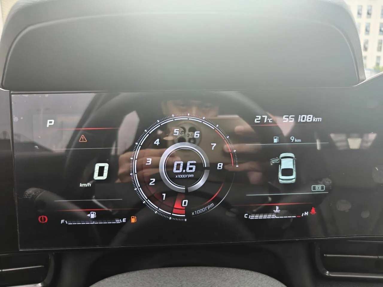 Hyundai 2022 Elantra -3-compartment 1.4TGDi 240TGDi LUX Premium Edition Automatic 16