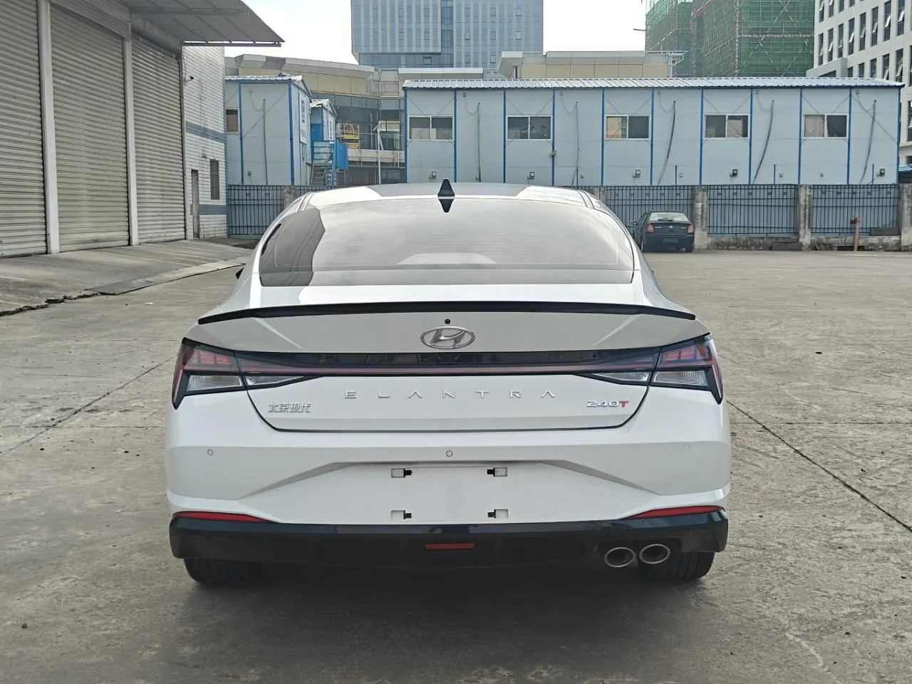 Hyundai 2022 Elantra -3-compartment 1.4TGDi 240TGDi LUX Premium Edition Automatic 6
