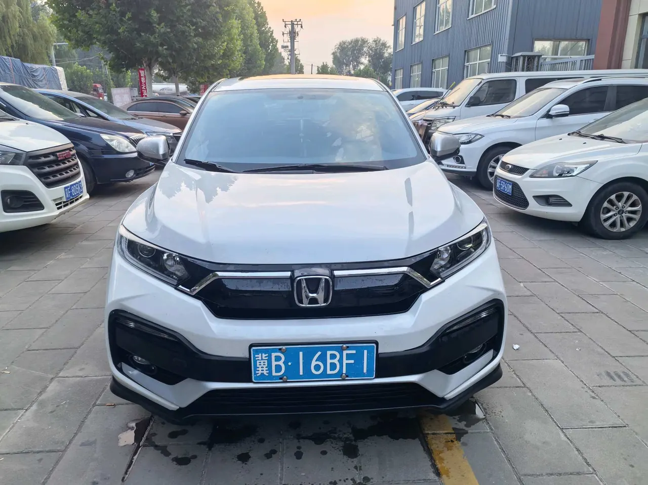 Honda 2021 XR-V 1.5T Stepless 220TURBO Comfort Edition Automatic Gear 2