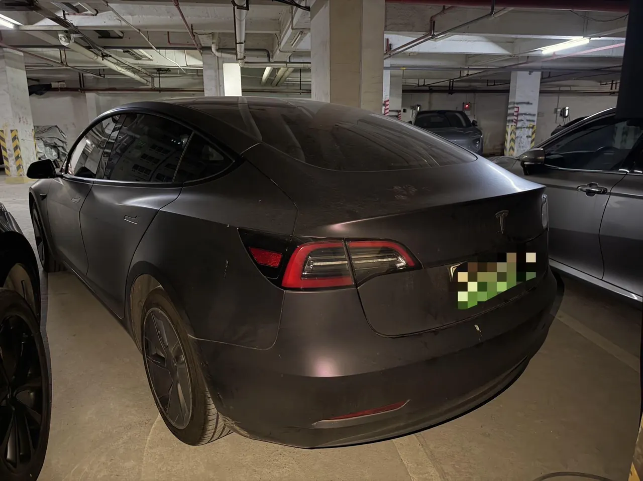 Tesla 2022 Model 3 rear-wheel drive version of automatic transmission 3
