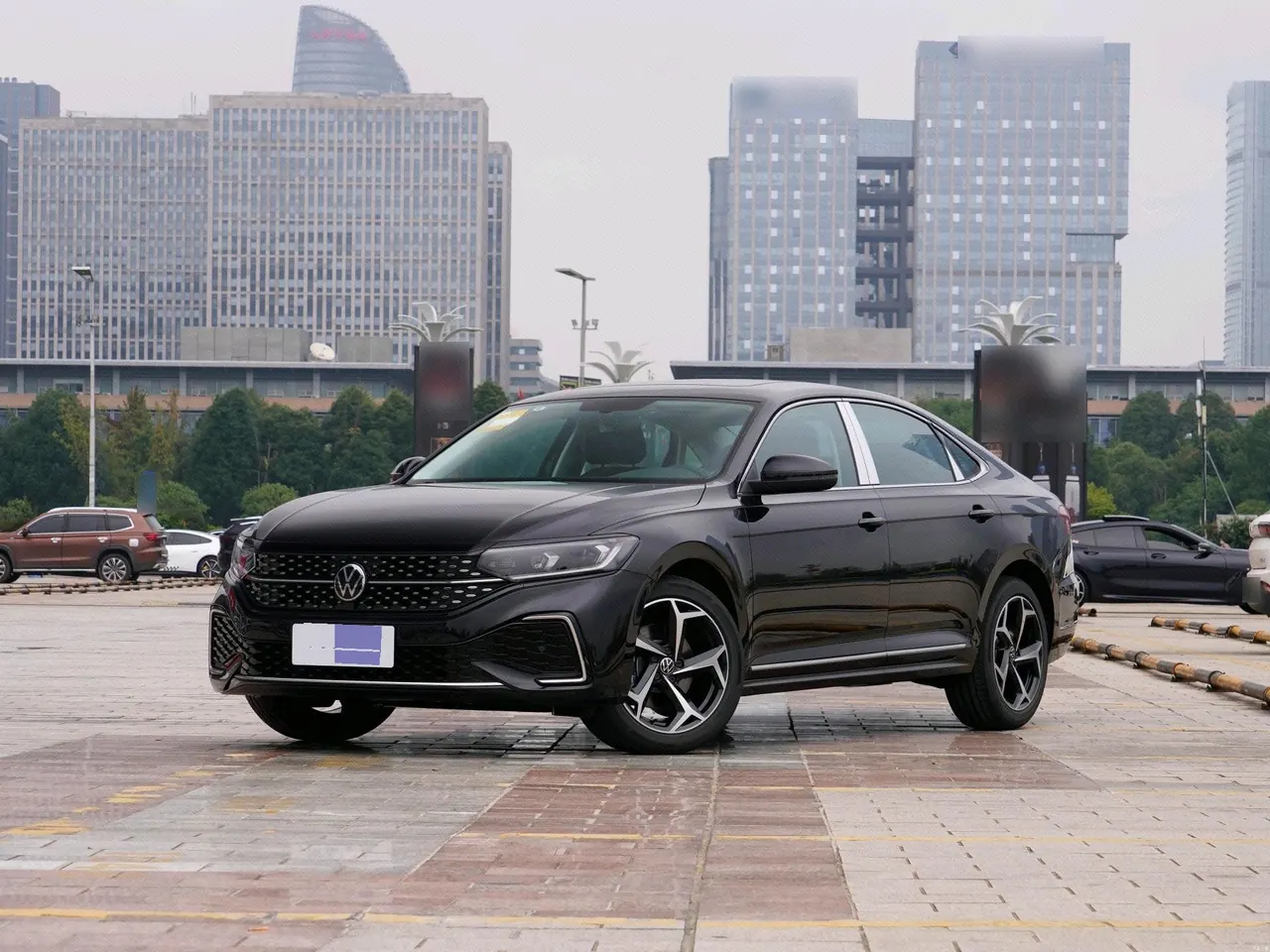 Открыть галерею: Volkswagen 2026 Passat 2.0TSI 380TSI outstanding star dragon version automatic gear