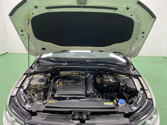 Volkswagen 2021 Golf 8 PRO 1.4TSI 280TSI First Edition Automatic 14